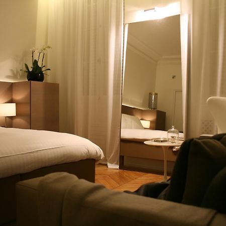 Cirque Deluxe Studio Apartment Paris Bagian luar foto