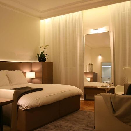 Cirque Deluxe Studio Apartment Paris Bagian luar foto